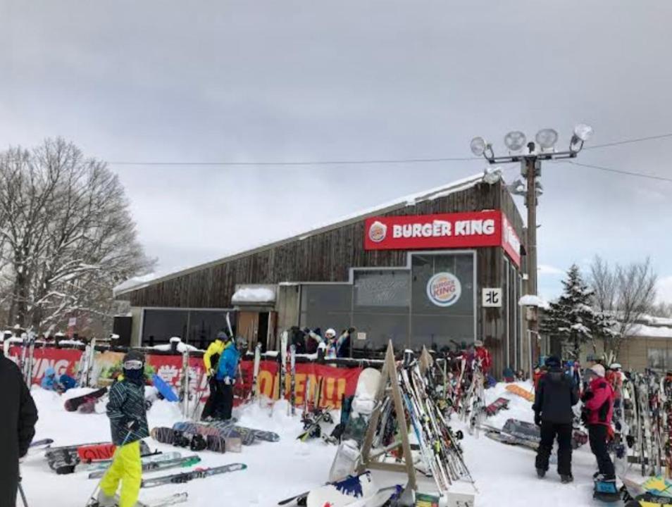 Sunshine Hakuba Ski-To-Door Екстер'єр фото